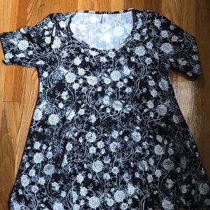 Lularoe Perfect Tee